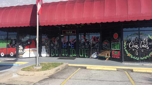 Modern Me Boutique & Tanning, 414 Orange St, Auburndale, FL 33823, USA, 