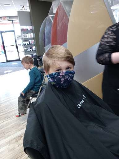 Hair Salon «Great Clips», reviews and photos, 143 W Point Pl, Mt Orab, OH 45154, USA