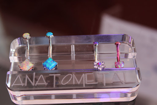 Tattoo Shop «Miami Tattoo Co.», reviews and photos, 1218 Washington Ave, Miami Beach, FL 33139, USA