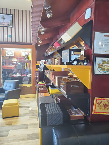 La Casa del Habano Cancún