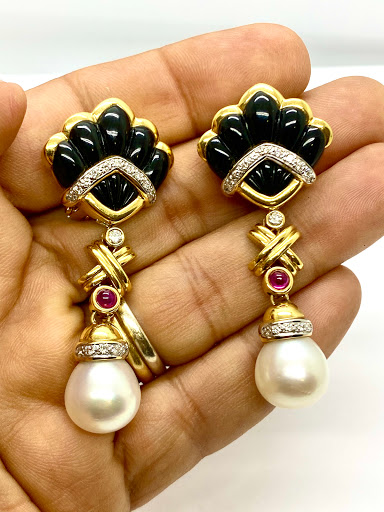 Jewelry Buyer «Jackie Abraham Jewelers», reviews and photos, 1027 Kane Concourse, Bay Harbor Islands, FL 33154, USA