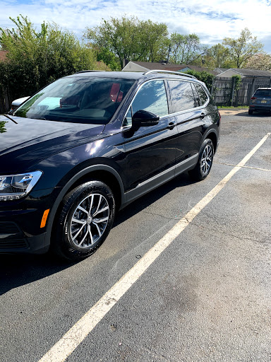 Volkswagen Dealer «Reydel Volkswagen, Sales & Service Center, Edison New Jersey VW Dealer», reviews and photos, 2034 NJ-27, Edison, NJ 08817, USA