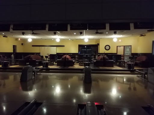 Bowling Alley «Spare Time Entertainment Center», reviews and photos, 3101 E Grand River Ave, Lansing, MI 48912, USA