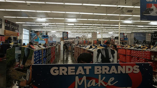 Shoe Store «WSS», reviews and photos, 7900 Sepulveda Blvd, Van Nuys, CA 91405, USA