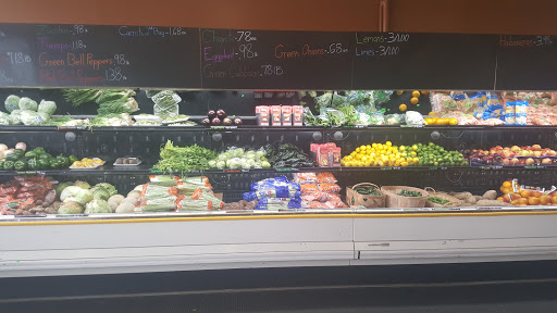 Grocery Store «Sacks Grocery Outlets», reviews and photos, 6013 Edgewater Dr, Orlando, FL 32810, USA