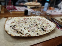 Tarte flambée du Restaurant de spécialités alsaciennes Au Tire Bouchon à Riquewihr - n°19