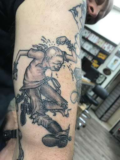 Tattoo Shop «Sacred Art Tattoo LLC», reviews and photos, 1425 NW Monroe Ave # C, Corvallis, OR 97330, USA