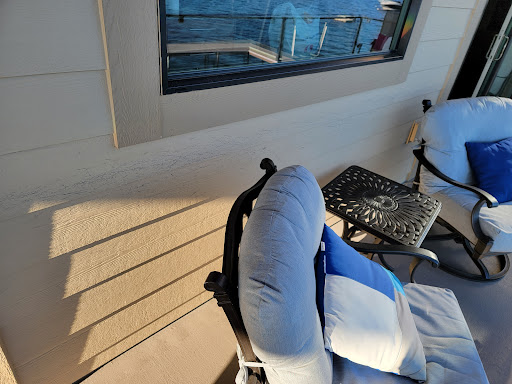 Vacation Home Rental Agency «Windermere Vacation Rentals Lake Chelan», reviews and photos, 115 E Woodin Ave, Chelan, WA 98816, USA