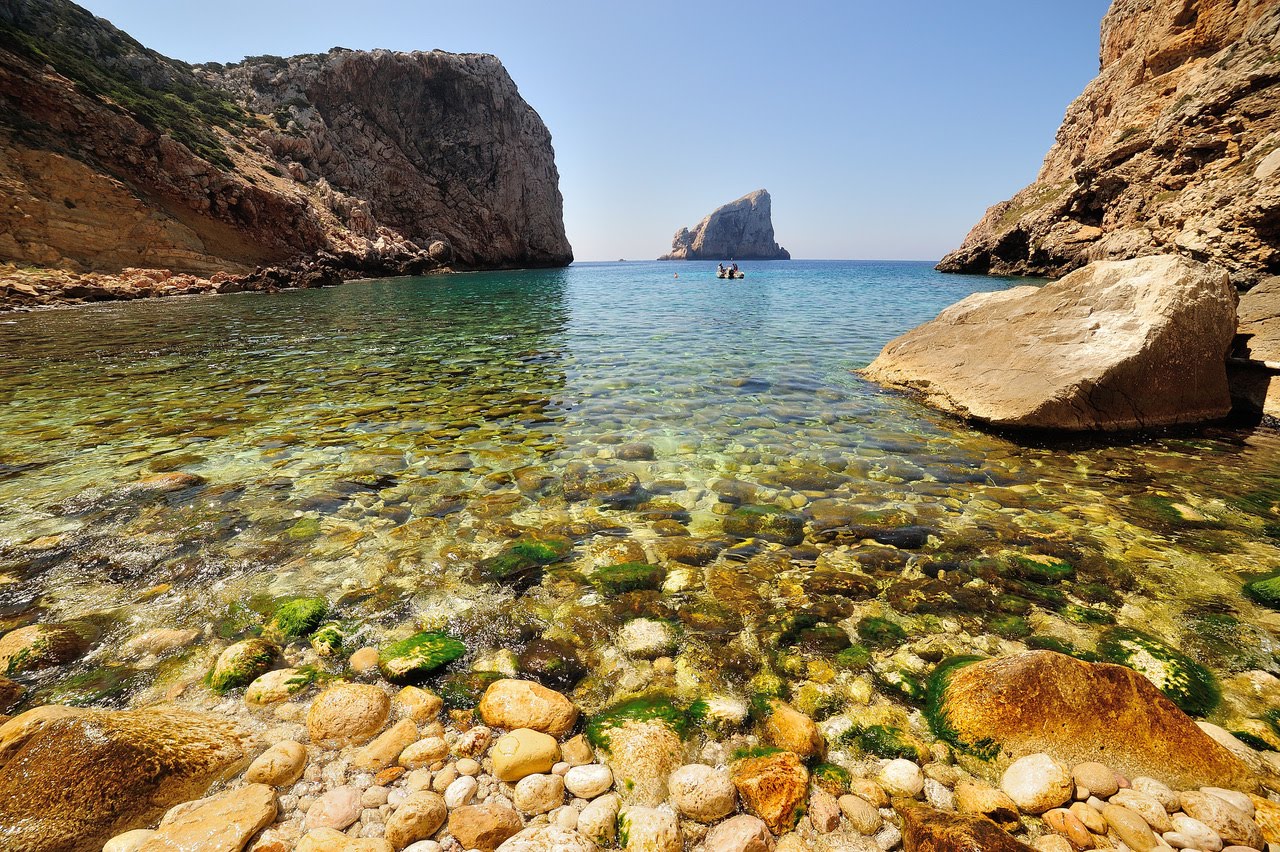 Cala d'Inferno'in fotoğrafı çok temiz temizlik seviyesi ile