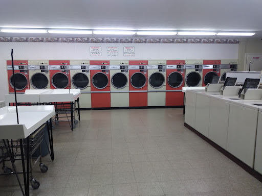 Laundromat «Batesville Wash & Dry», reviews and photos, 205 E Pearl St, Batesville, IN 47006, USA