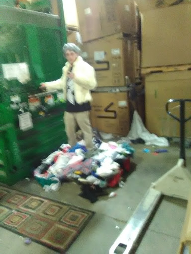 Thrift Store «The Salvation Army Family Store & Donation Center», reviews and photos, 5875 Middlebelt Rd, Romulus, MI 48174, USA