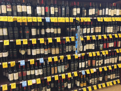 Grocery Store «Times Supermarket», reviews and photos, 3350 Lower Honoapiilani Rd, Lahaina, HI 96761, USA