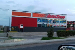 AutoZone Refacciones image