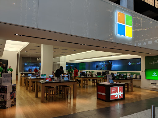 Computer Store «Microsoft Store», reviews and photos, 160 Easton Square Pl, Columbus, OH 43219, USA