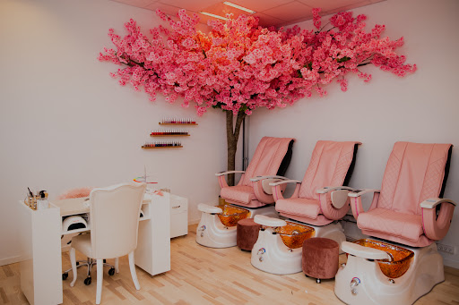 Iman beauty Cosmetic center