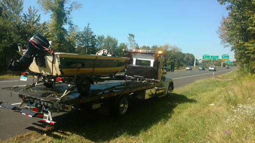 Towing Service «Untouchable Towing & Auto Repair», reviews and photos, 170 N Main St, Middletown, CT 06457, USA