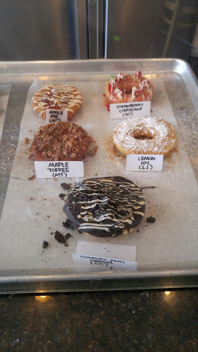 Donut Shop «Crazy Good Donuts & Ice Cream», reviews and photos, 2201 Upton Dr #904, Virginia Beach, VA 23454, USA