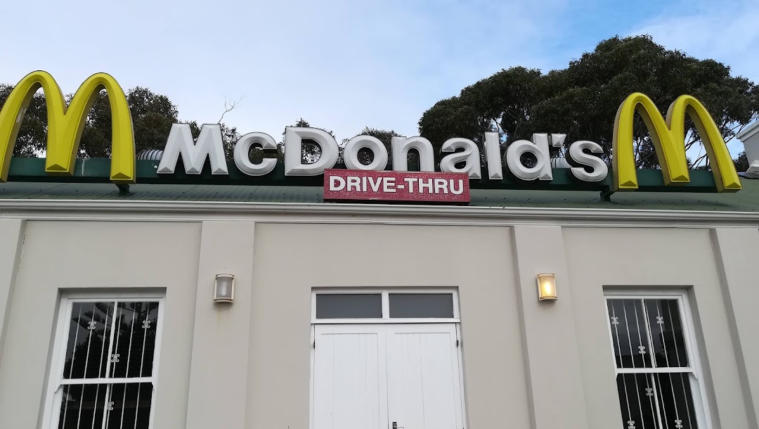 McDonalds Greenpoint Drive-Thru
