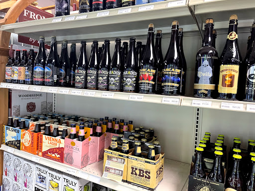 Liquor Store «One Stop Spirit Shop», reviews and photos, 339 New London Turnpike, Glastonbury, CT 06033, USA