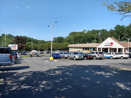 Grocery Store «Super Foodtown of Croton-on-Hudson», reviews and photos, 2005 Albany Post Rd, Croton-On-Hudson, NY 10520, USA