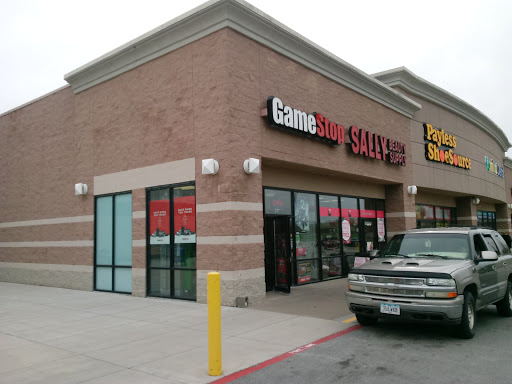 Video Game Store «GameStop», reviews and photos, 3301 W Kimberly Rd Ste A, Davenport, IA 52806, USA