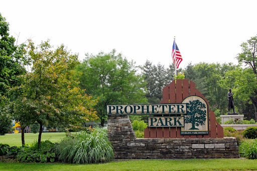 Park «Propheter Park», reviews and photos, 506 E 6th St, Sterling, IL 61081, USA