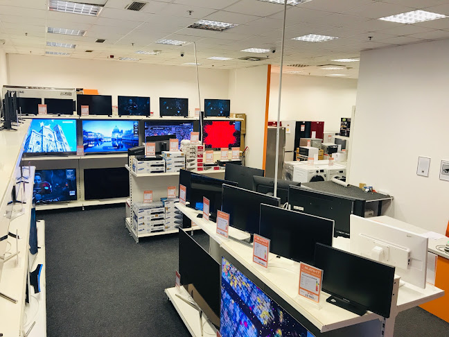 Opinii despre eMARKT Műszaki Outlet, Szeged, Napfény Park Bevásárlóközpont în Szeged - Elektronikai szaküzlet