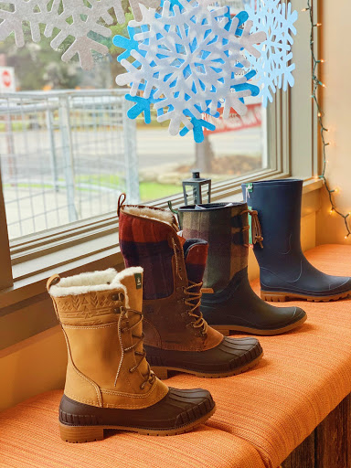 Ski Rental Service «Pinnacle Ski And Sports», reviews and photos, 3391 Mountain Rd, Stowe, VT 05672, USA