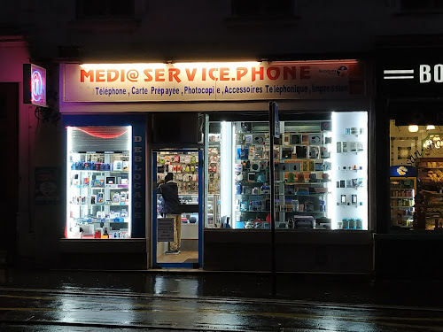 Medi@ Service.Phone à Paris