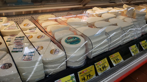 Supermarket «Vallarta Supermarkets», reviews and photos, 1357 E Los Angeles Ave, Simi Valley, CA 93065, USA