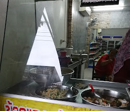 ข้าวแกงเฟรชมาร์ทฮาลาล photo