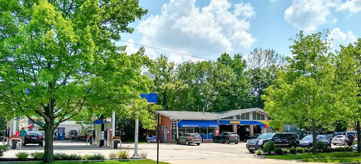 Auto Repair Shop «Aberdeen Sunoco», reviews and photos, 302 Lancaster Ave, Wayne, PA 19087, USA