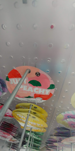 Variety Store «Five Below», reviews and photos, 1255 Raritan Rd, Clark, NJ 07066, USA