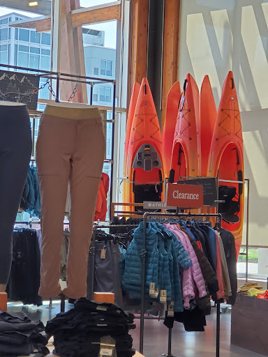 Camping Store «REI», reviews and photos, 350 Independence Blvd, Virginia Beach, VA 23462, USA