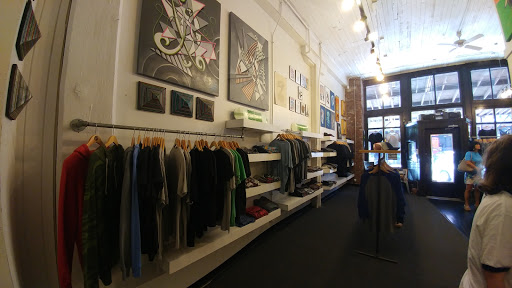 Clothing Store «Curbside Clothing», reviews and photos, 505 S 11th St, Omaha, NE 68102, USA