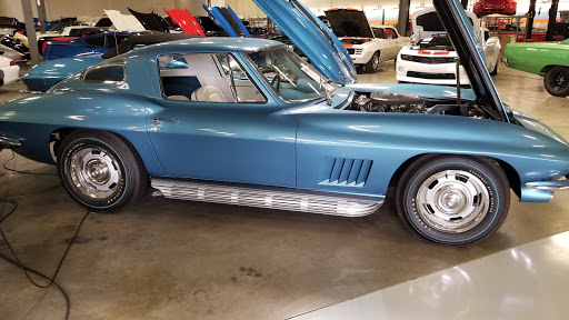 Car Dealer «R&H Motorcars», reviews and photos, 6441 Davis Industrial Pkwy, Solon, OH 44139, USA