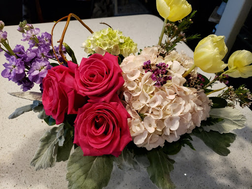 Florist «Simply Blessed Flowers and Gifts», reviews and photos, 9200 Lebanon Rd #22, Frisco, TX 75035, USA