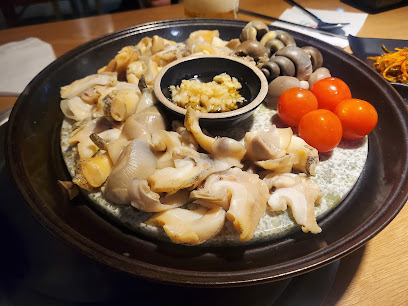 Traditional Korean Restaurant - 10, Gangnam-daero 97-gil, Seocho-gu, Seoul, South Korea