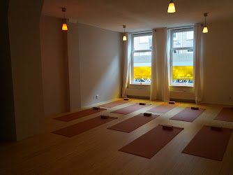 Thrive Yoga Oost