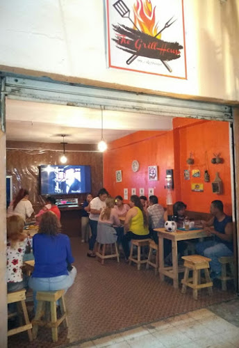 Opiniones de Grill House Bar Restaurant en Guayaquil - Pub