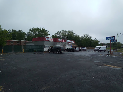 Liquor Store «Towne & Country Liquors», reviews and photos, 510 E Broad St, Bridgeton, NJ 08302, USA