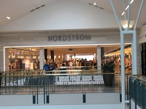 Department Store «Nordstrom The Woodlands», reviews and photos, 1201 Lake Woodlands Dr, The Woodlands, TX 77380, USA