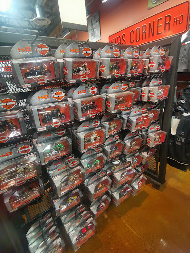 Harley-Davidson Dealer «Bergen County Harley-Davidson (Service Opens 9am)», reviews and photos, 124 Essex St, Rochelle Park, NJ 07662, USA