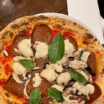 Photo n°3 de l'avis de elPuTocaRDi. fait le 04/10/2022 à 17:22 sur le  La Stella Nera à Berlin