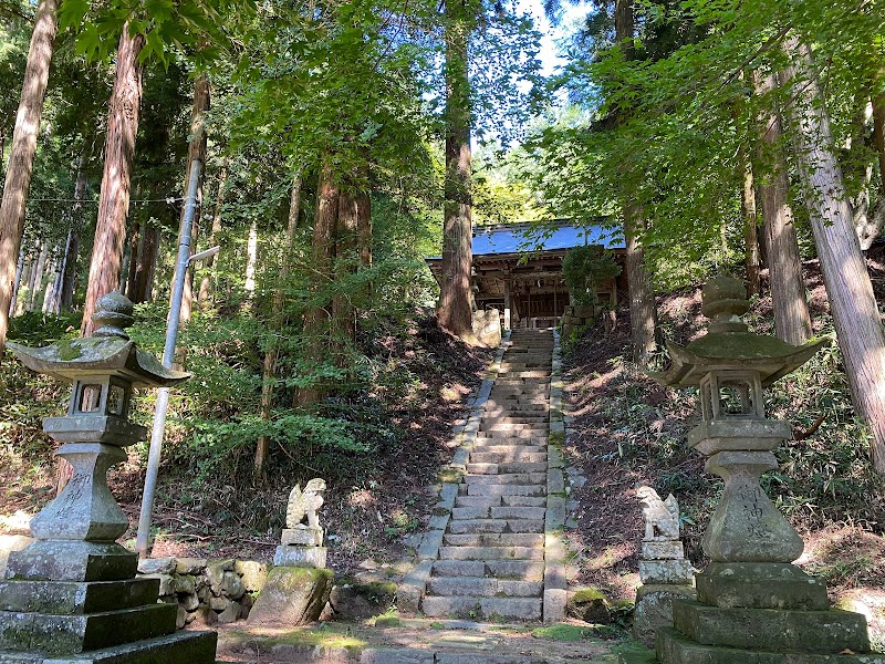 威徳神社