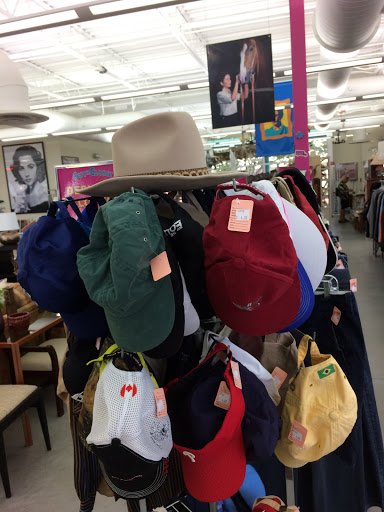Thrift Store «Out of the Closet - Fort Lauderdale», reviews and photos, 1785 E Sunrise Blvd, Fort Lauderdale, FL 33304, USA