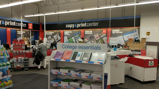 Office Supply Store «Staples», reviews and photos, 870 W Main Rd, Middletown, RI 02842, USA