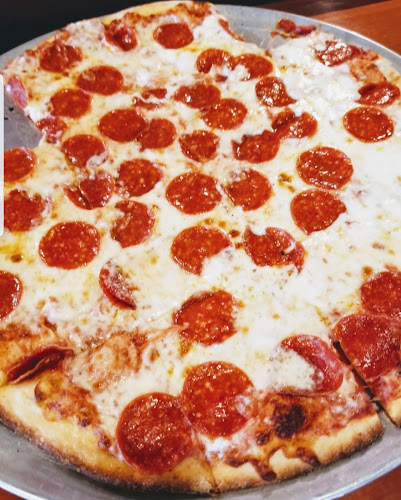 #6 best pizza place in Escondido - Grand Pizzeria