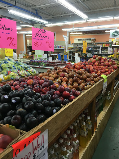 Produce Market «Golden Farm Market», reviews and photos, 6902 U.S. 9, Howell, NJ 07731, USA