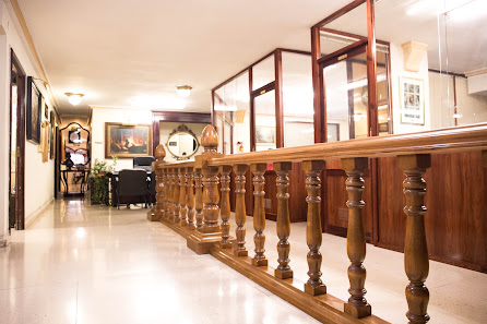 Academia SAN FRANCISCO Av. de Andalucía, 6, 23006 Jaén, España